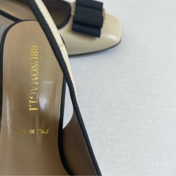 Bruno Magli low heels - Picture 7 of 11